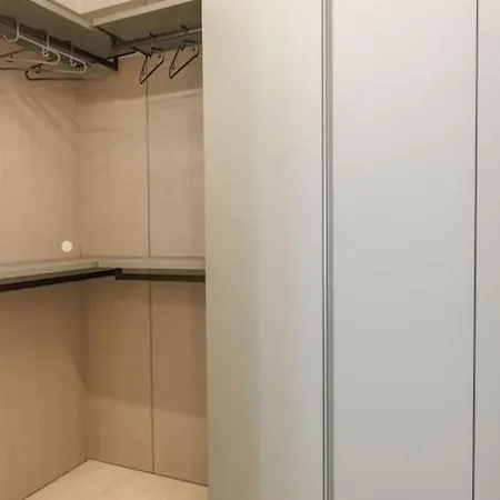 Casa Dante Front 公寓 萨罗
